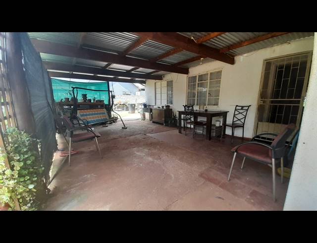 3 BEDROOM HOUSE FOR SALE IN RHODESFIELD